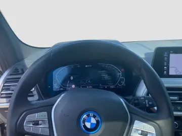 BMW X3 xDrive30e