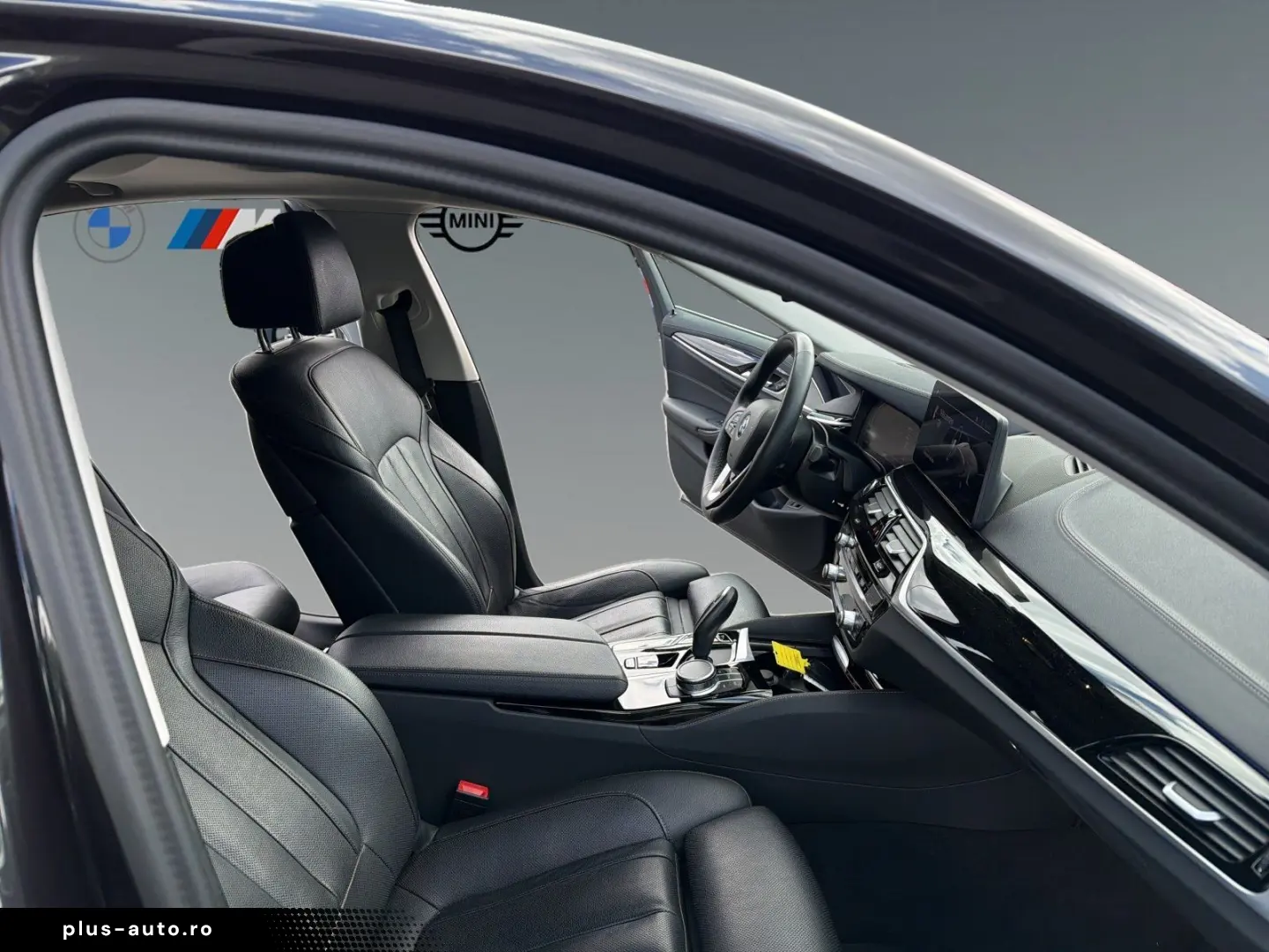 BMW 530i Luxury Line Glasdach Sitzbelüftung Head Up