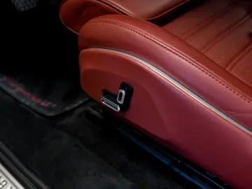 Ferrari Purosangue Novitec
