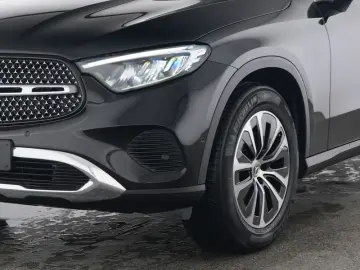 MERCEDES-BENZ GLC 220 d 4MATIC Coupé Avantgarde AHV …