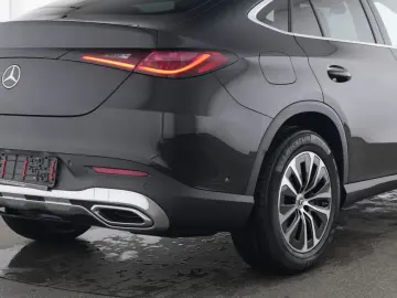 MERCEDES-BENZ GLC 220 d 4MATIC Coupé Avantgarde AHV …
