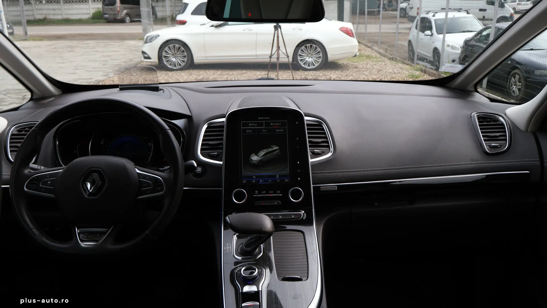Renault Espace 1.6 dCi Initiale Paris