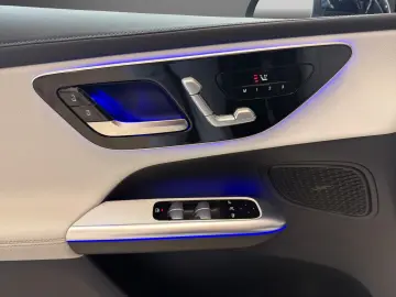 Mercedes-Benz GLC 300 d 4M AMG AHK HUD