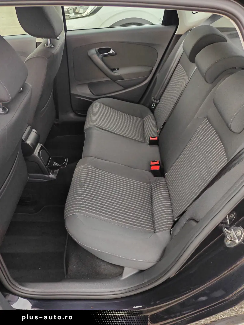 Vw Polo Highline 2011  1 6 Diesel 90cp  Stare perfecta
