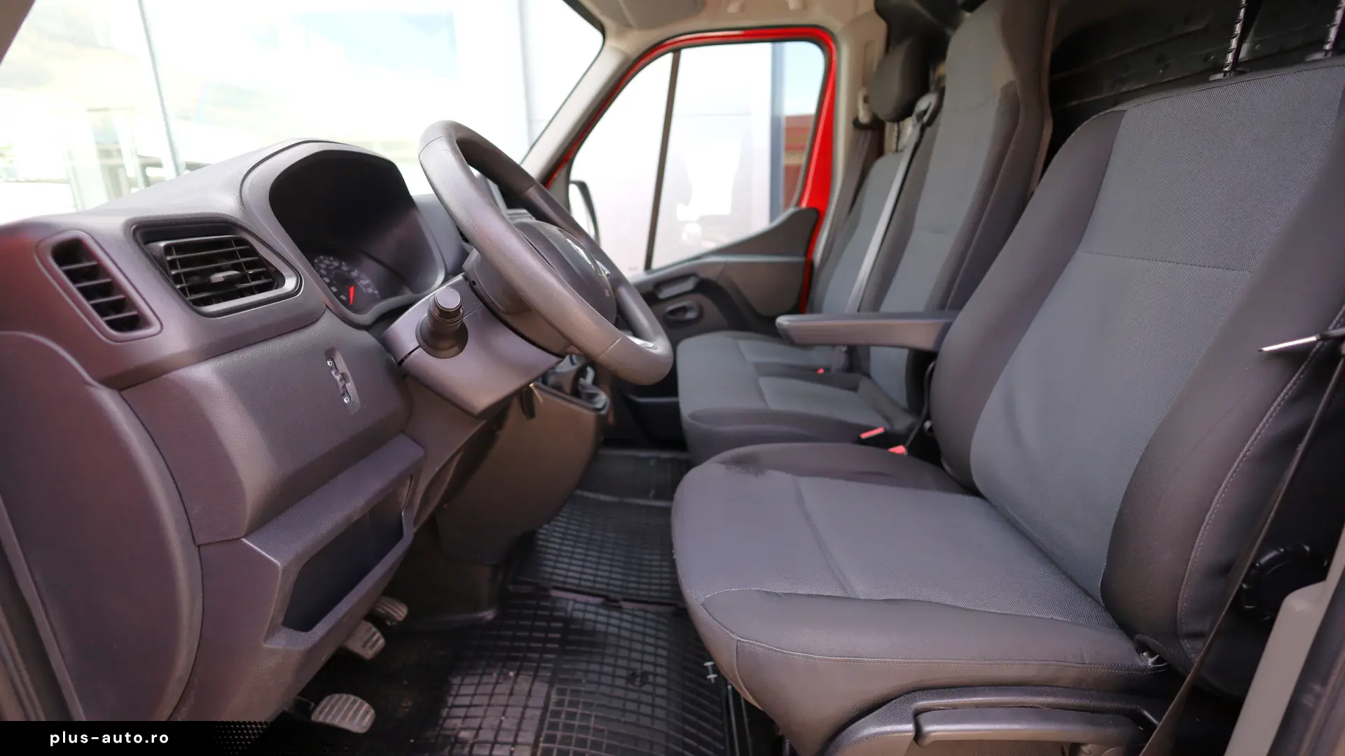 Renault Master L2H2 2.3D 135CP