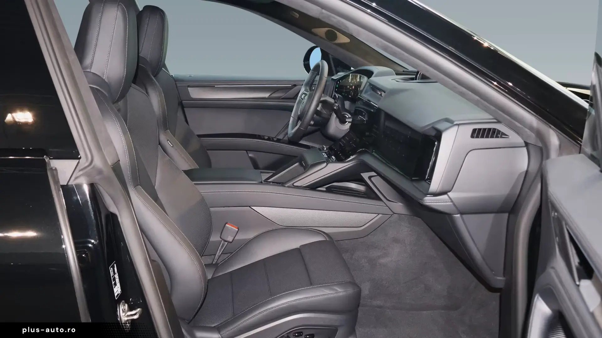 Porsche Cayenne Turbo Electric ActiveRide;HD-Matrix;
