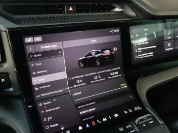 Porsche Cayenne Turbo Electric ActiveRide;HD-Matrix;