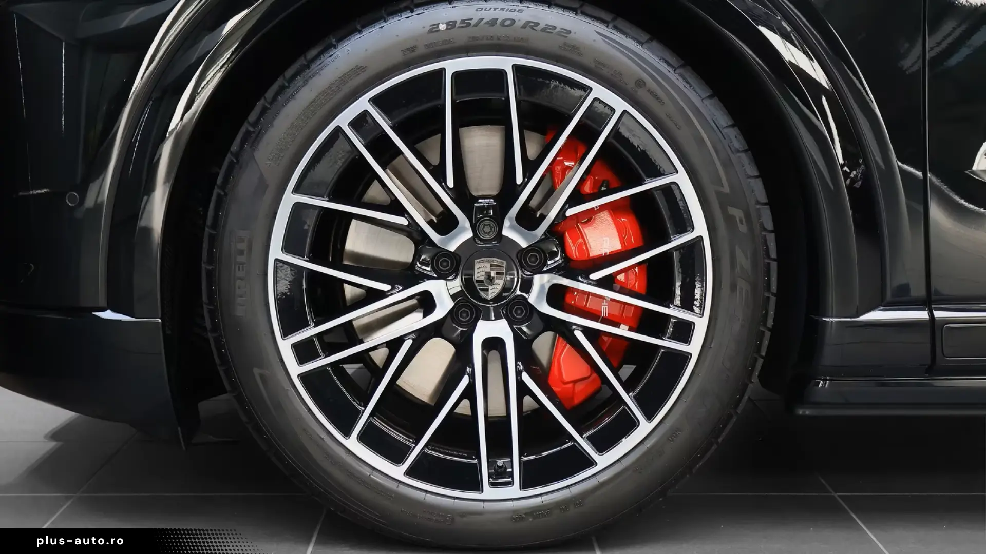 Porsche Cayenne Turbo Electric ActiveRide;HD-Matrix;