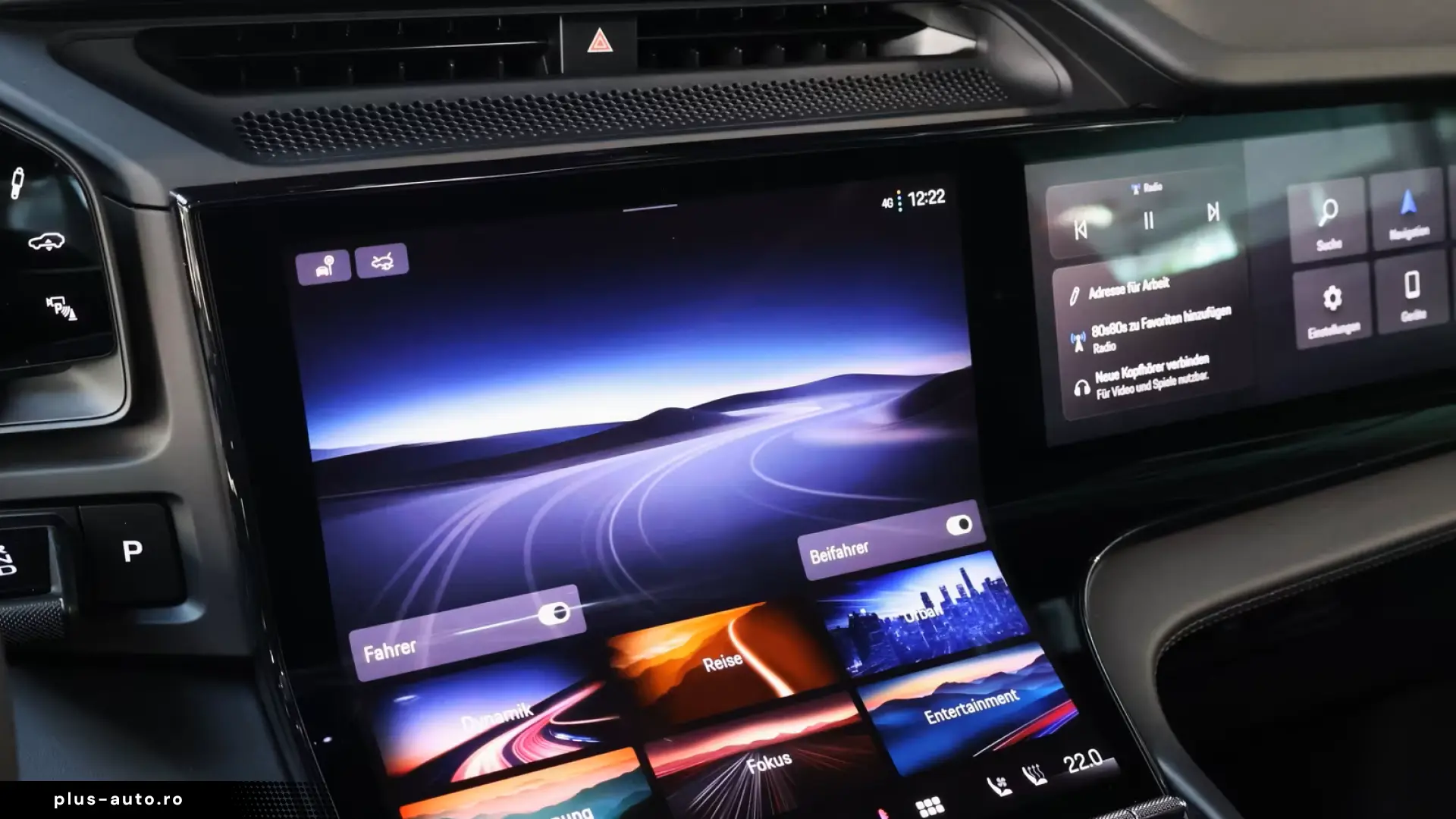 Porsche Cayenne Turbo Electric ActiveRide;HD-Matrix;