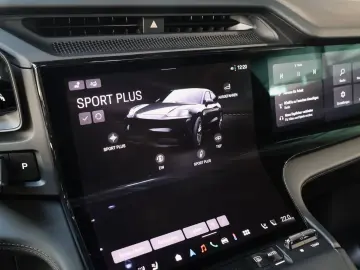 Porsche Cayenne Turbo Electric ActiveRide;HD-Matrix;