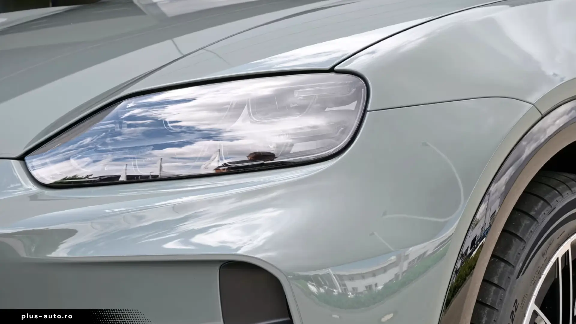 Porsche Cayenne Electric HA-Lenkung Surround