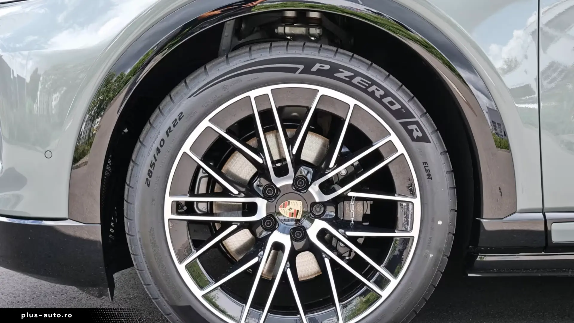 Porsche Cayenne Electric HA-Lenkung Surround