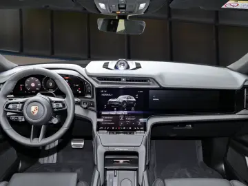 Porsche Cayenne Electric HA-Lenkung Surround