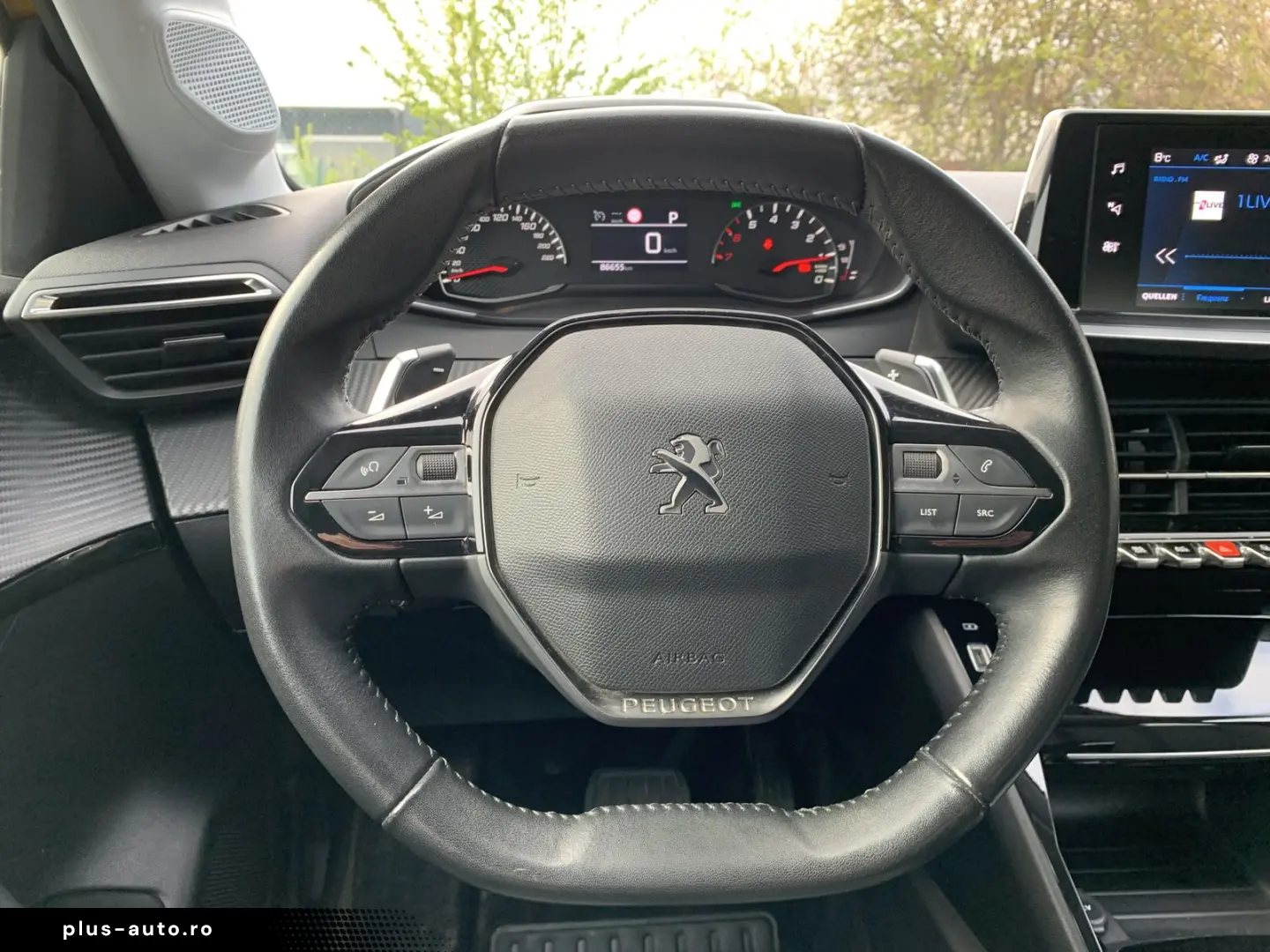 PEUGEOT 208 Allure 1.2 100 PS EAT8 PDC Kam Sitzh. Car-P