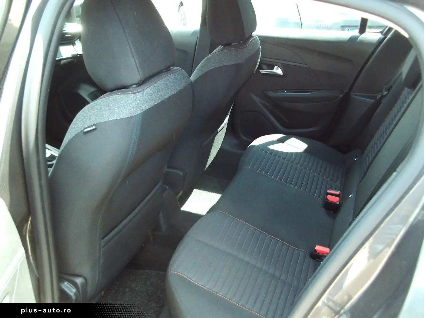 PEUGEOT 208 Active  Autom.Getriebe     ZAHNRIEMEN NEU