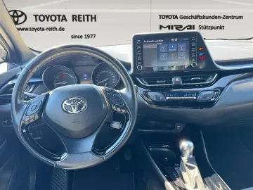 TOYOTA C-HR Hybrid Team D LED Mehrzonenklima DAB SHZ Le