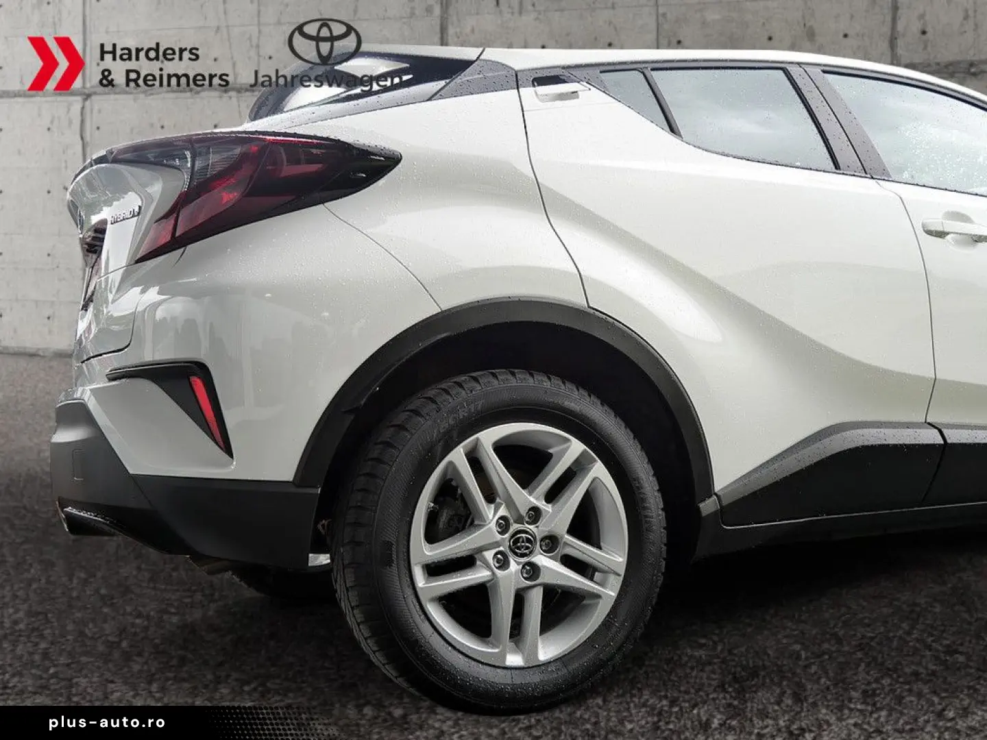 TOYOTA C-HR 1.8 Hybrid Flow KLIMA KAMERA ACC FACEL. LED