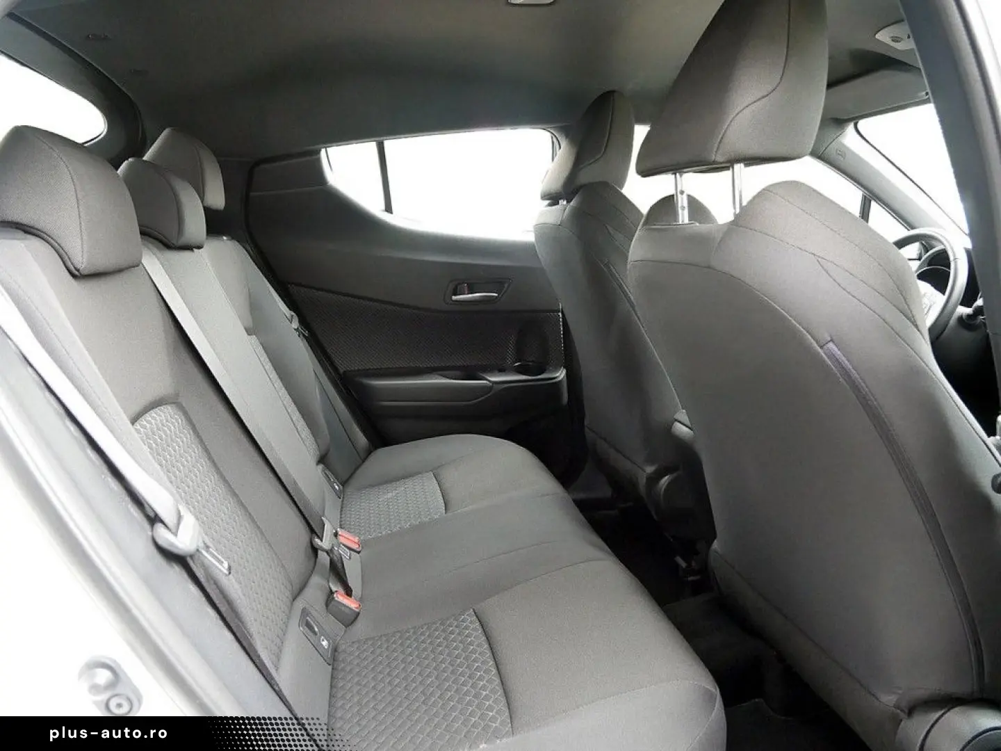 TOYOTA C-HR 1.8 Hybrid Flow KLIMA KAMERA ACC FACEL. LED