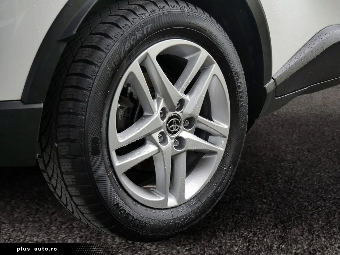 TOYOTA C-HR 1.8 Hybrid Flow KLIMA KAMERA ACC FACEL. LED