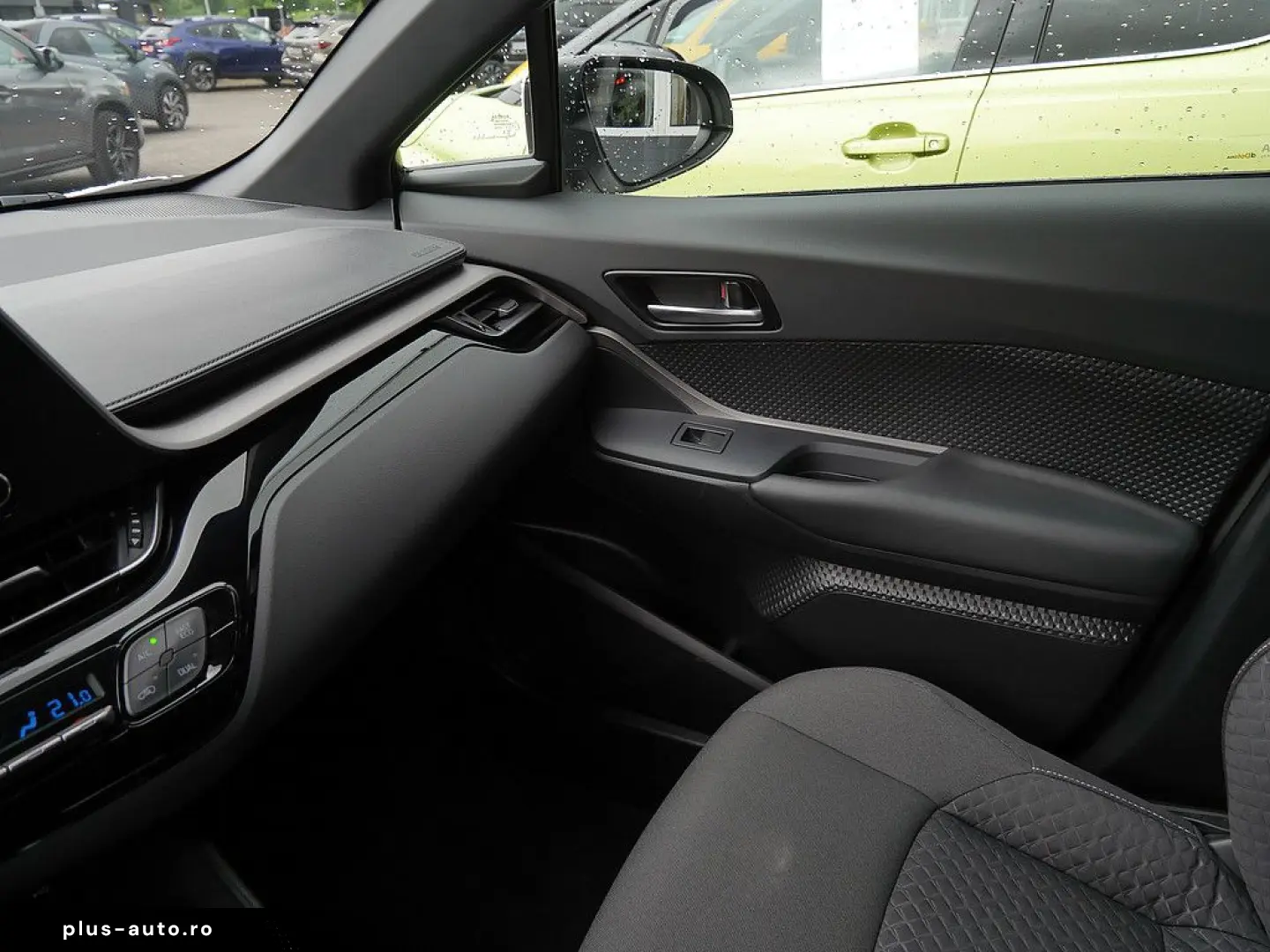 TOYOTA C-HR 1.8 Hybrid Flow KLIMA KAMERA ACC FACEL. LED
