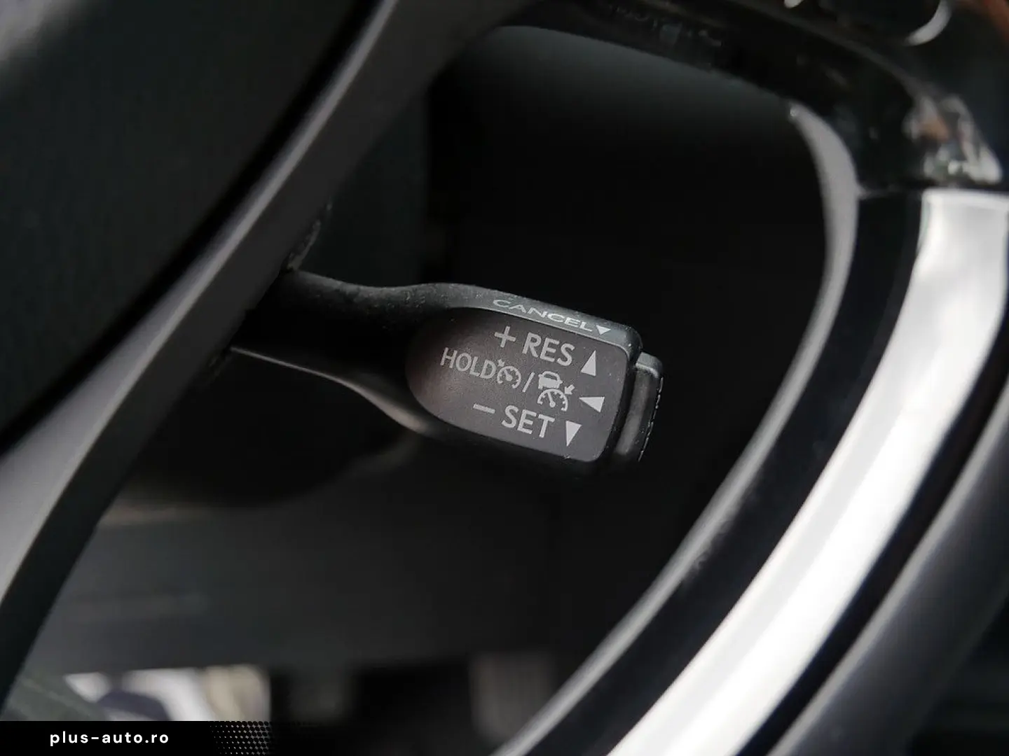 TOYOTA C-HR 1.8 Hybrid Flow KLIMA KAMERA ACC FACEL. LED