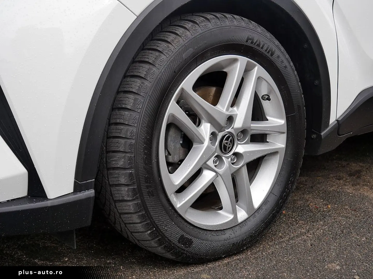 TOYOTA C-HR 1.8 Hybrid Flow KLIMA KAMERA ACC FACEL. LED