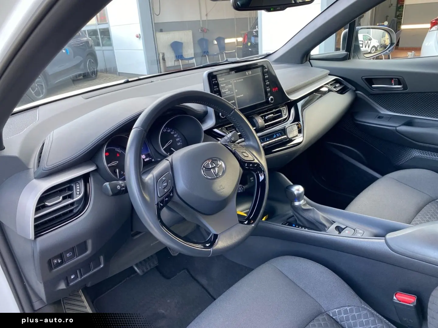 TOYOTA C-HR 1.8 Hybrid Flow  LED SHZ SmartKey PDC RCam