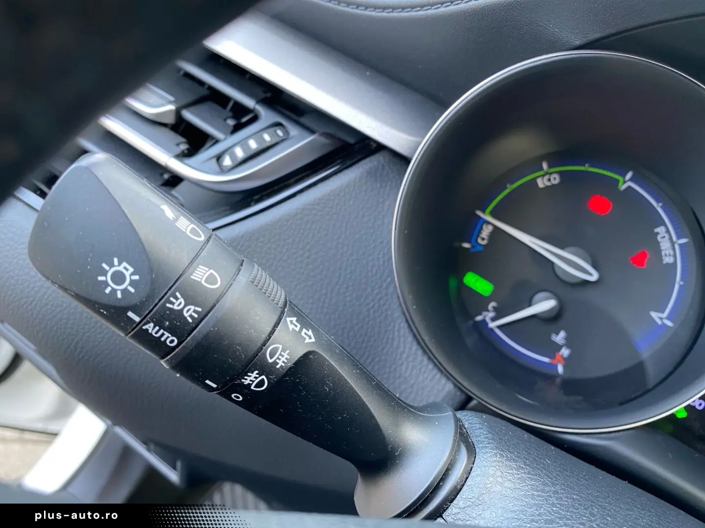 TOYOTA C-HR 1.8 Hybrid Flow  LED SHZ SmartKey PDC RCam