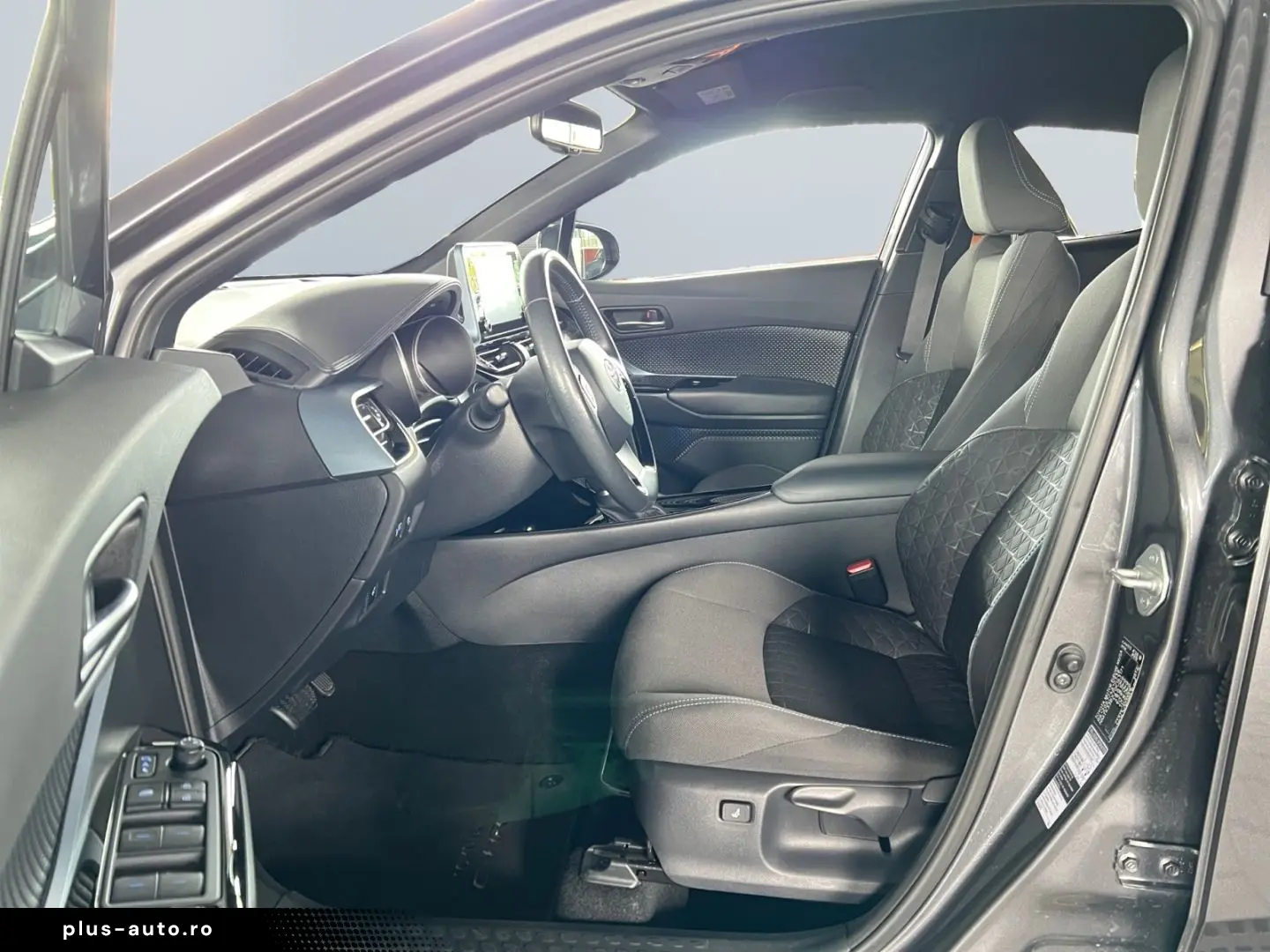 TOYOTA C-HR 1.8 Hybrid Team D  LED CarPlay CAM PDC SHZ
