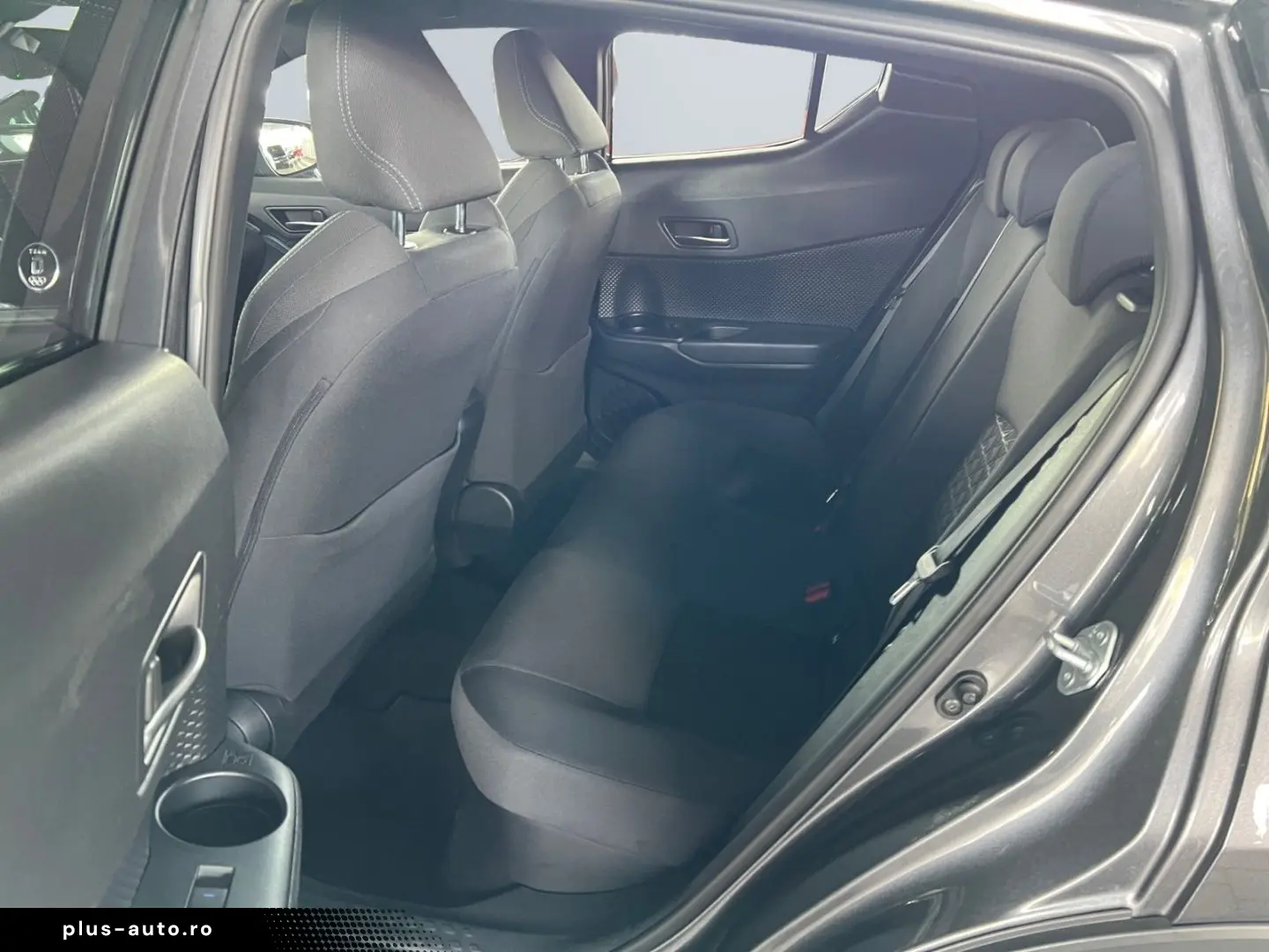 TOYOTA C-HR 1.8 Hybrid Team D  LED CarPlay CAM PDC SHZ