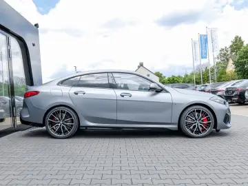 BMW M235i xDrive Gran Coupé M Sport HUD PANO ACC LM