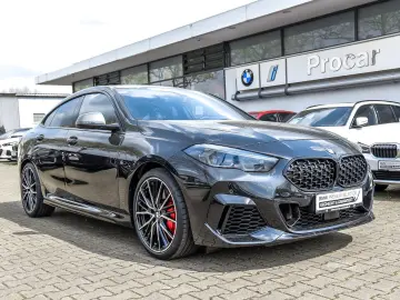 BMW M235i xDrive M Sport Pro Pano HUD DA H K