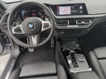 BMW M235i xDrive Gran Coupé M Sport Harman K Kamera