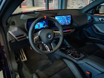 BMW M235 xDrive Gran Coupe - Pano HUD DAPro