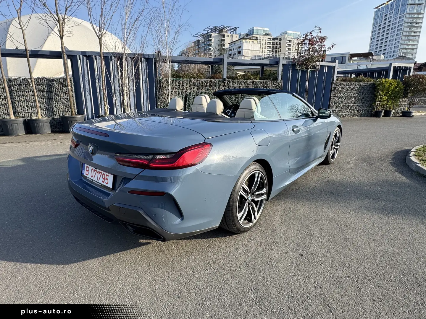 BMW 840