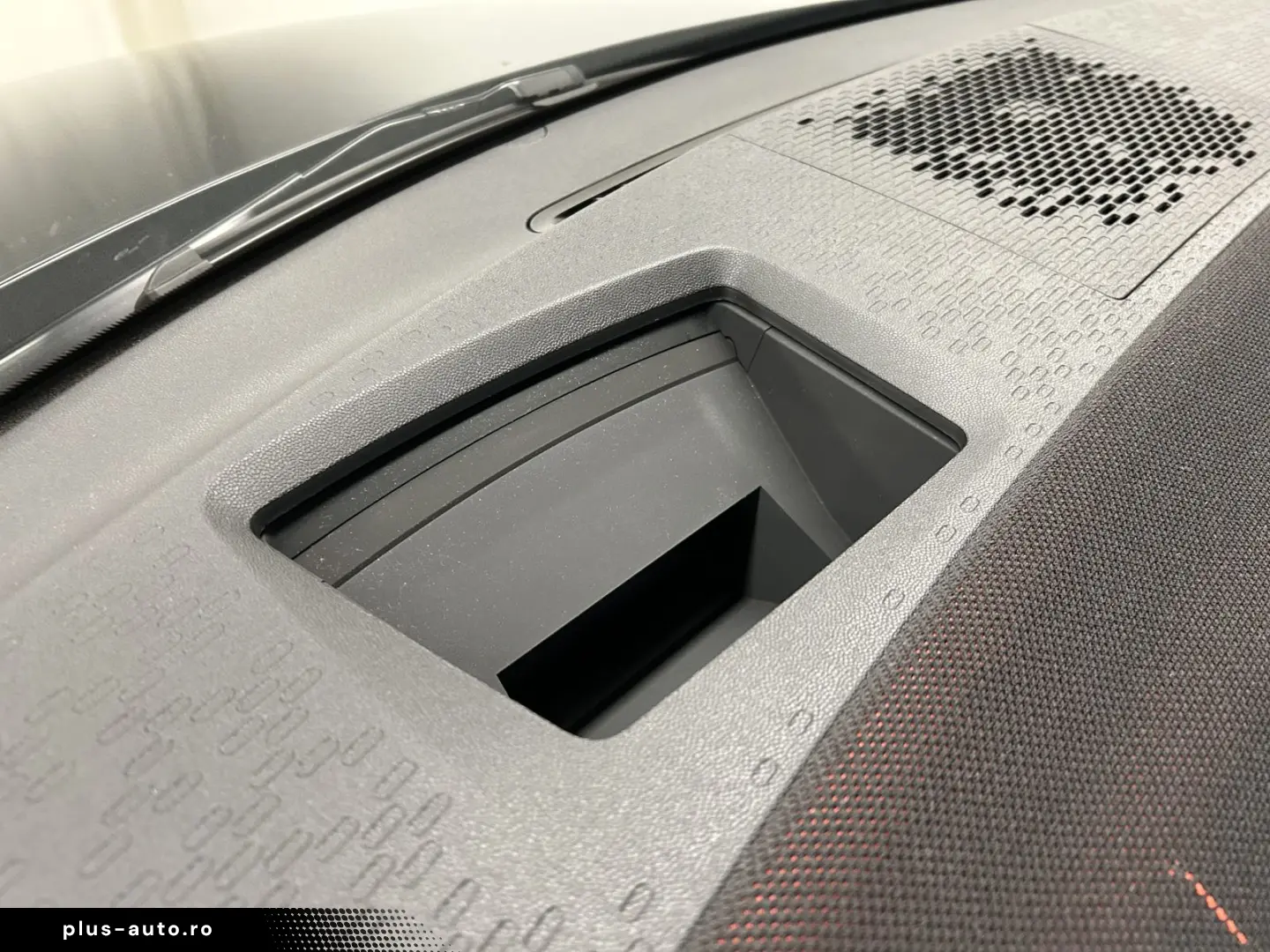 MINI John Cooper Works Countryman ALL4 JCW Trim DA. P