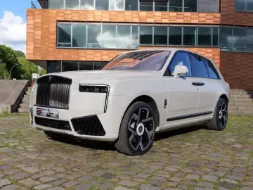 Rolls-Royce Cullian Black Badge 4 Seats I Starlight I TV I M