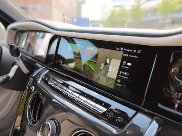 Rolls-Royce Cullian Black Badge 4 Seats I Starlight I TV I M