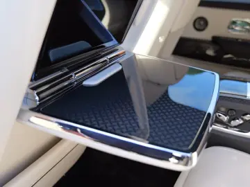 Rolls-Royce Cullian Black Badge 4 Seats I Starlight I TV I M