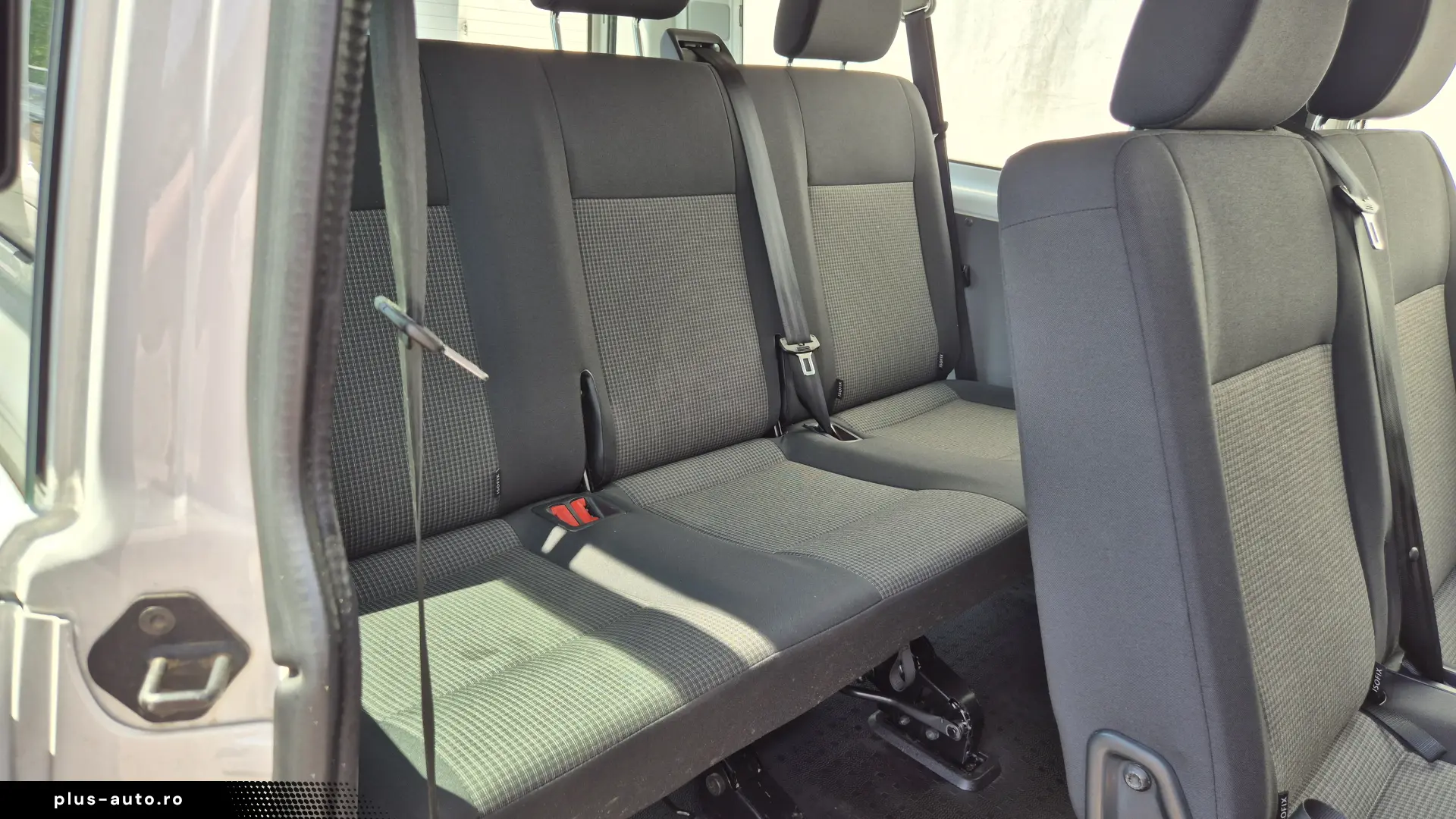 Volkswagen Transporter LR 2.0 TDI 150 CP DSG7 2023