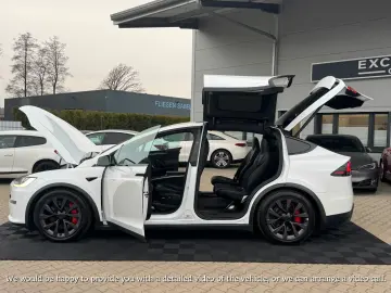 TESLA MODEL X PLAID   HARDWARE 4   6 SEATS