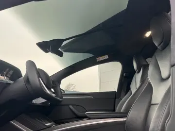 TESLA MODEL X PLAID   HARDWARE 4   6 SEATS