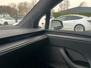 TESLA MODEL X PLAID   HARDWARE 4   6 SEATS