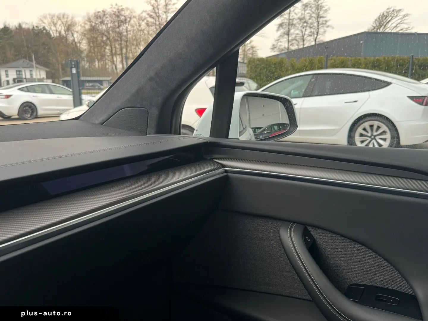 TESLA MODEL X PLAID   HARDWARE 4   6 SEATS