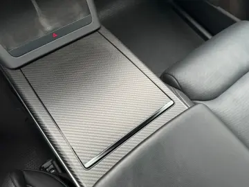 TESLA MODEL X PLAID   HARDWARE 4   6 SEATS