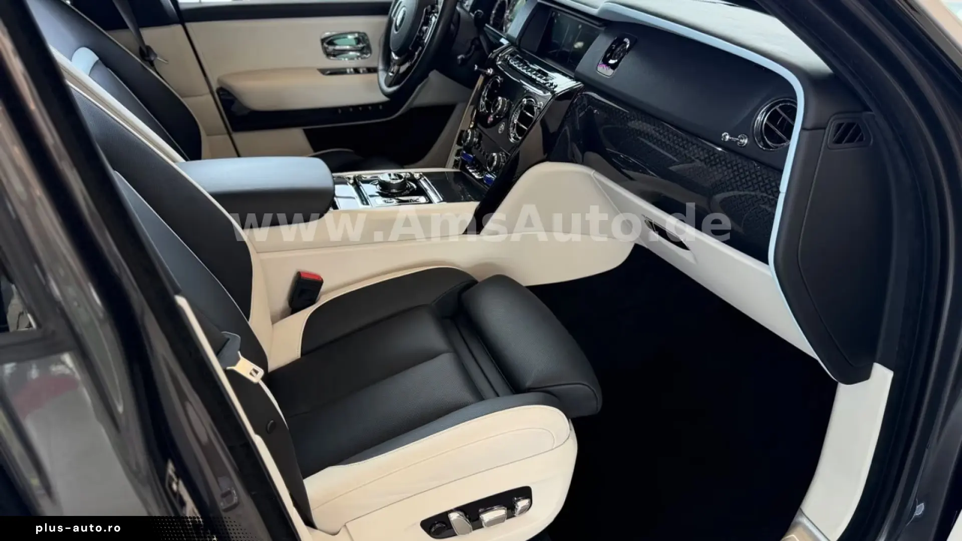 Rolls-Royce Cullinan Black Badge Novitec Overdo