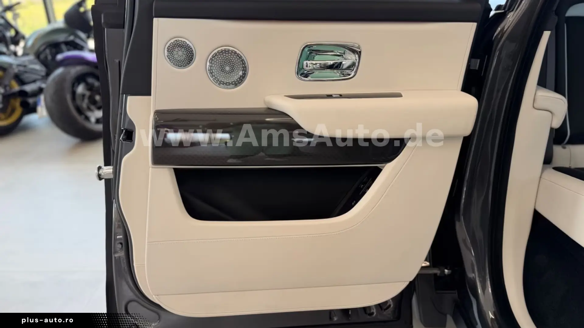 Rolls-Royce Cullinan Black Badge Novitec Overdo
