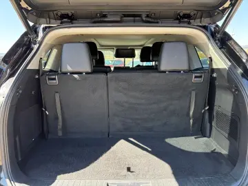 TOYOTA Highlander 2.5 Hybrid 5-Türer Luxury 7-Sitzer AU