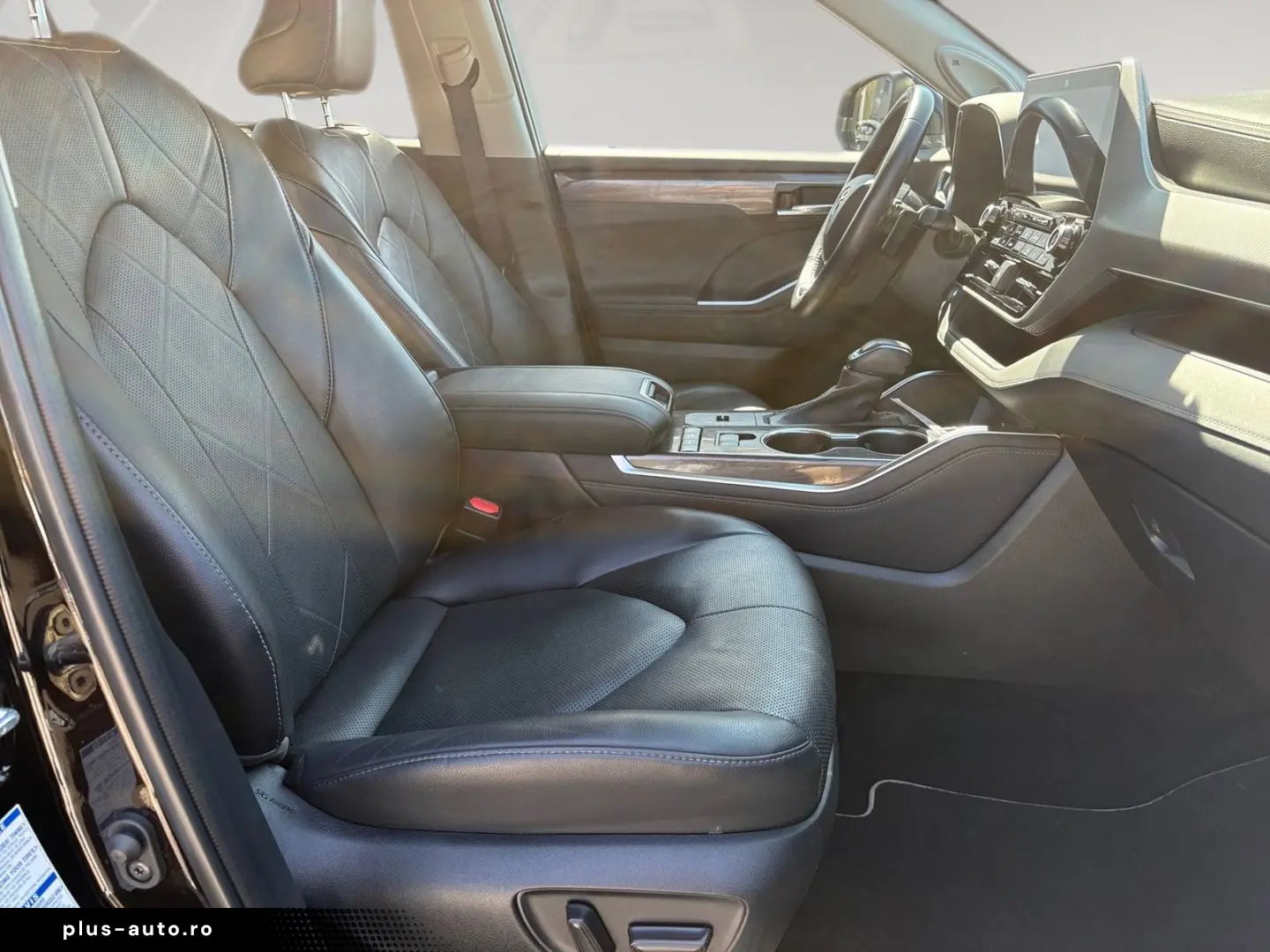TOYOTA Highlander 2.5 Hybrid 5-Türer Luxury 7-Sitzer AU