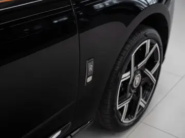 Rolls-Royce Cullinan BLACK BADGE 2026 BLACK BLACK-ORANGE